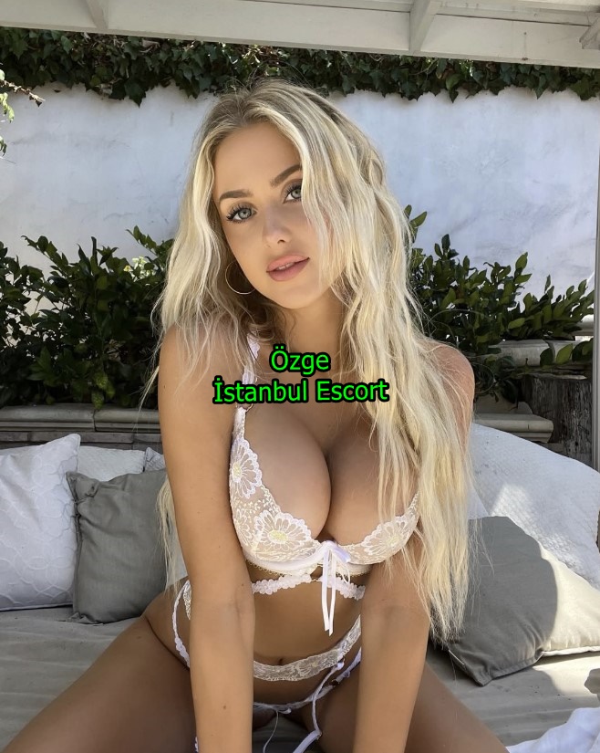 istanbulescortozge-2 İstanbul Escort Özge Vücudum Fit Hem de Yumuşacık